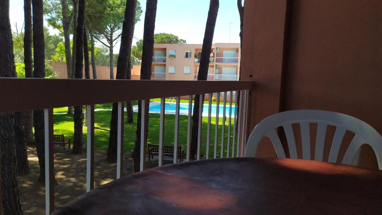 Bonito Apartamento, Con Piscina, Excelente Wifi Y Aire Acondicionado Pals Bagian luar foto